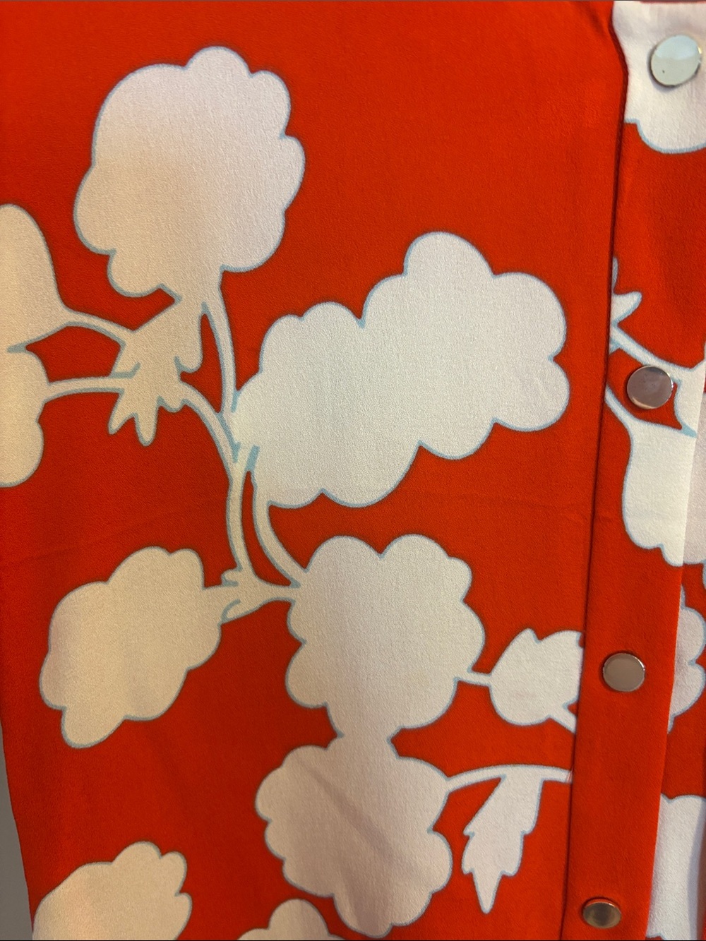 Diane Von Furstenberg Maja Two in Halo Buds Large Red - Picture 5 of 10